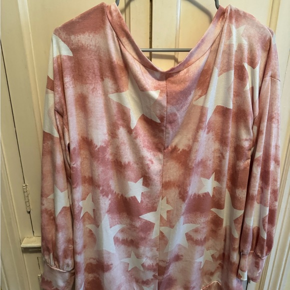 Soft star print shirt in mauve NWOT - Picture 3 of 5